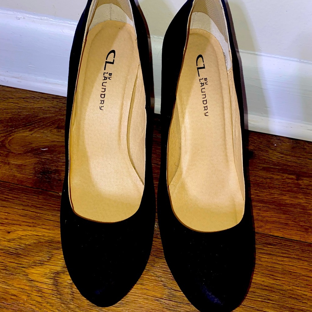 CL by Laundry Black Pump Heels